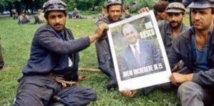 Începerea urmăririi penale a lui Ion Iliescu în dosarul Mineriadei din iunie 1990.