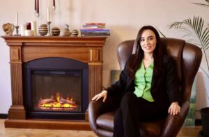 Monica Badea, director de vânzări la EkoGroup, și beneficiile utilizării rețelei digitale pentru campanii eficiente