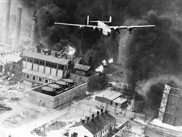 Bombardamente - Cea mai mare tragedie din istoria Bucureștiului
