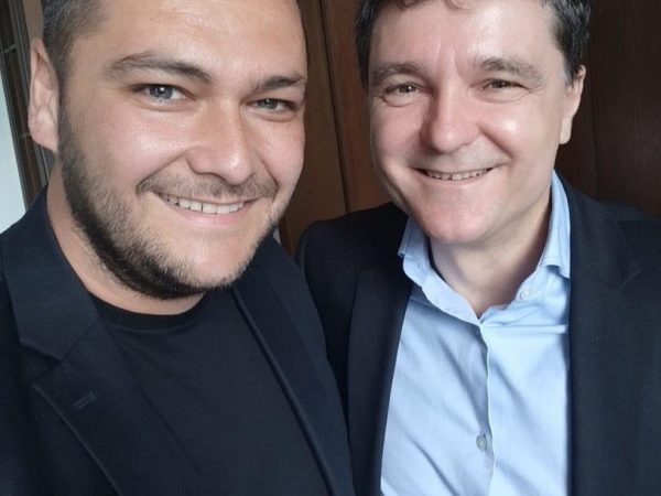 Echipa Visului Românesc: Cum Bogdan Catalin Steriopol și Nicușor Dan Inspiră Schimbarea Pozitivă